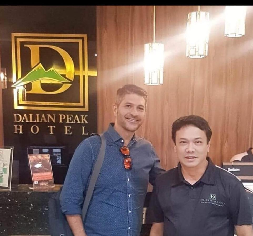 Dalian Peak Hotel Анхелес Екстериор снимка