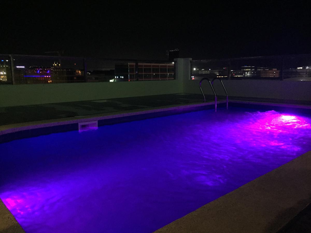 Dalian Peak Hotel Анхелес Екстериор снимка