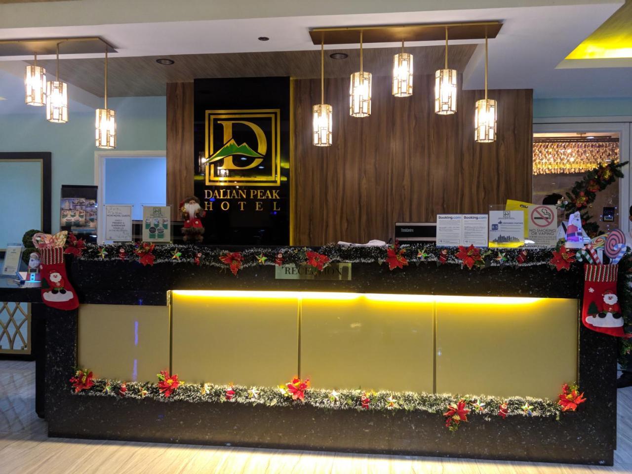 Dalian Peak Hotel Анхелес Екстериор снимка